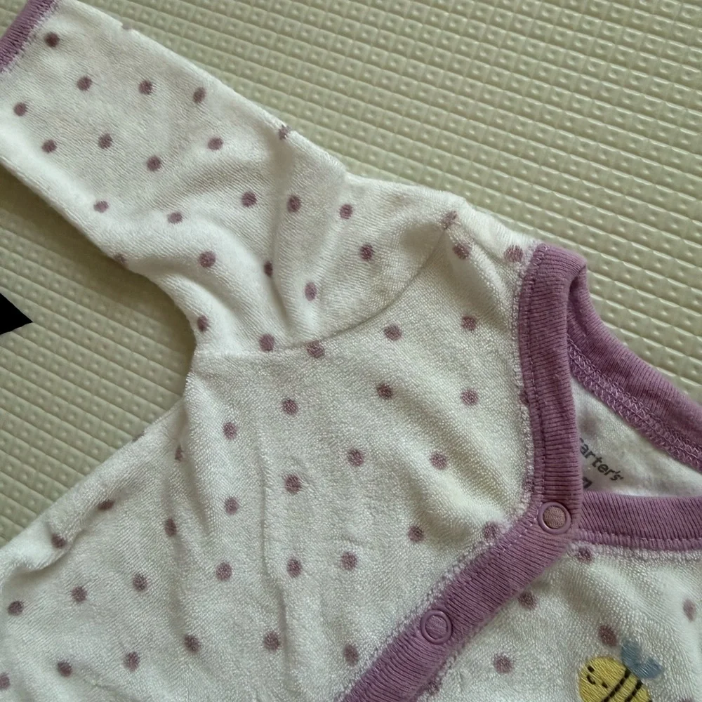 Carters|FREE w kids purchase,Baby girl Polka Dot footies w bee print,3M•novelty - Picture 5 of 5